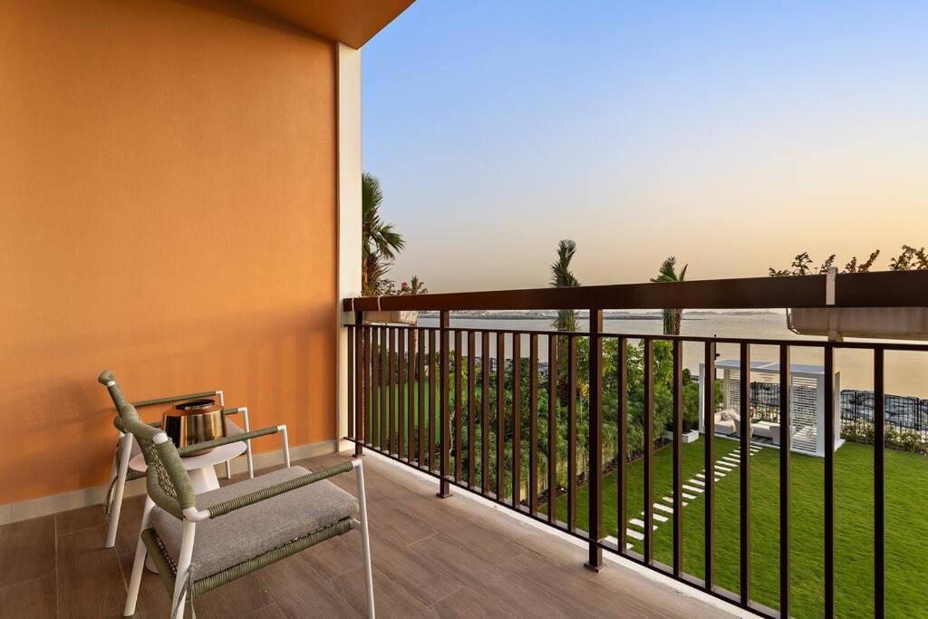 First Class Villa Exclusive & Seaside Splendor Dubai Exterior photo